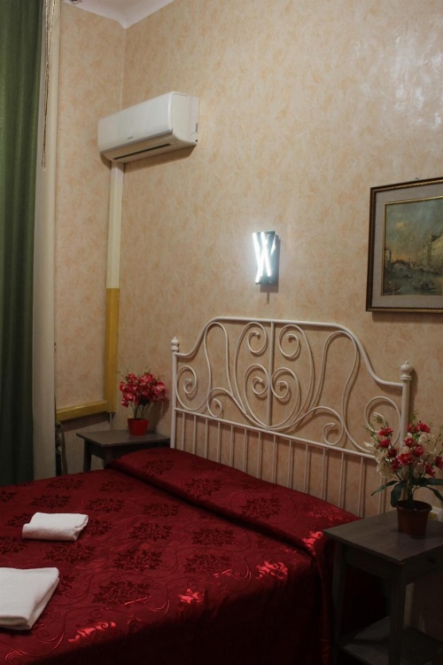 Termini Guest House image 2