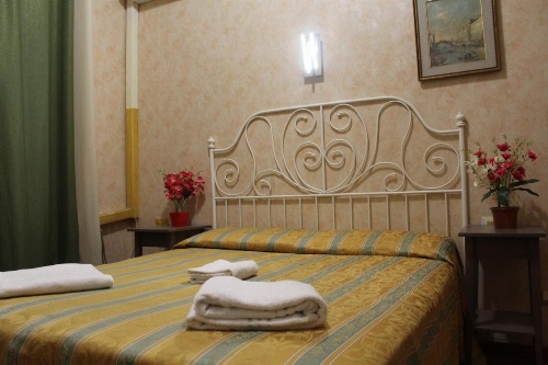 Termini Guest House image 7